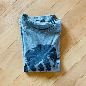 Banana Republic grey elephant tee (S)